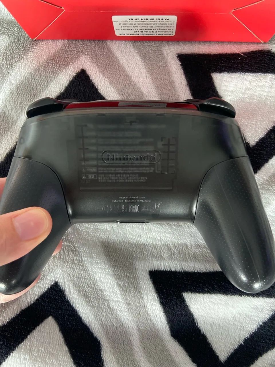 Nintendo Switch Pro Controller - Foto 3