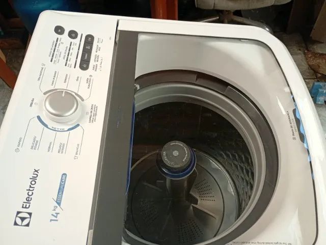 Máquina Lavadora de Roupas
