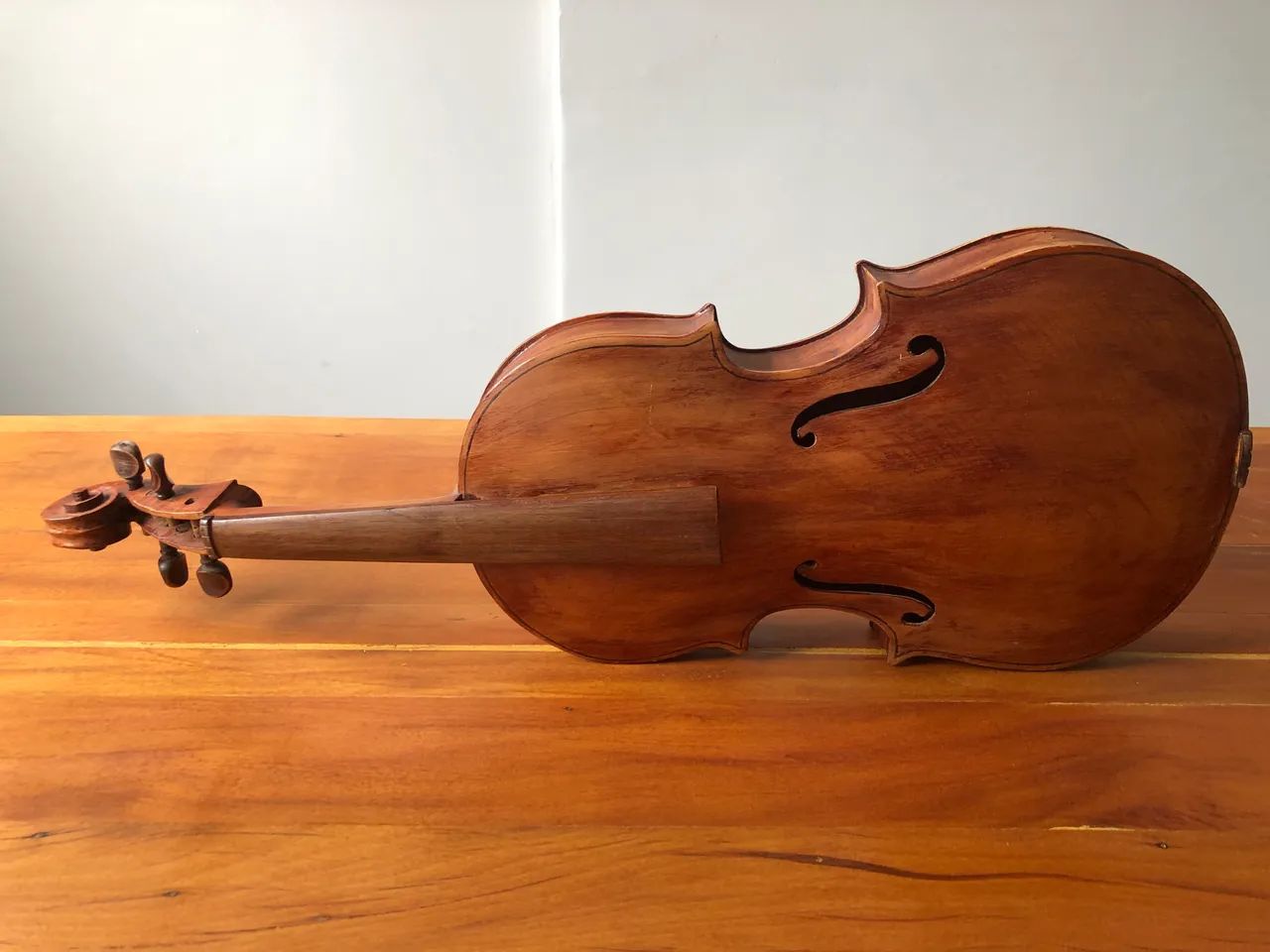 Viola artesanal