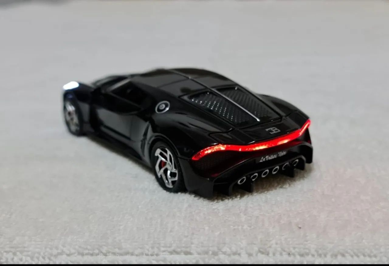 Carrinho miniatura Bugatti Centodieci  - Foto 2
