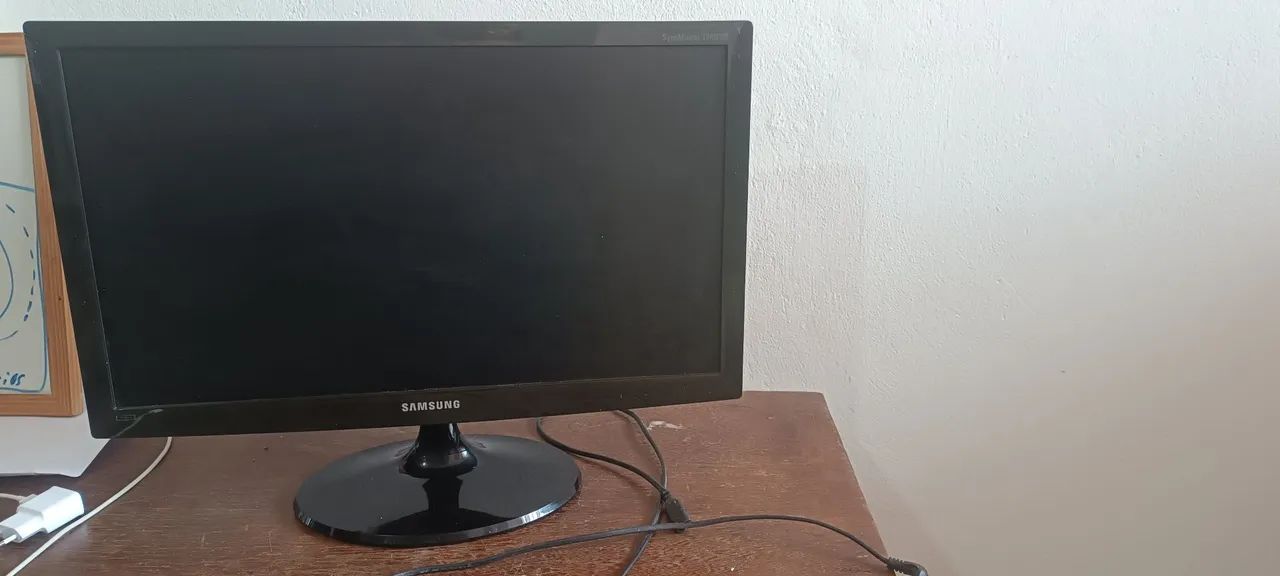 Monitor Samsung 24" Sync master T24B301
