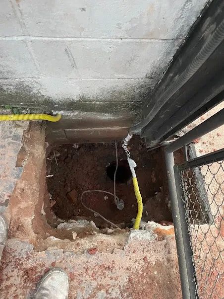 Instalador de portas de aço  - Foto 5