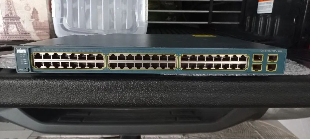 Switch 3560 Catalyst 10/100/1000 Cisco 48 Portas Gigabit Poe