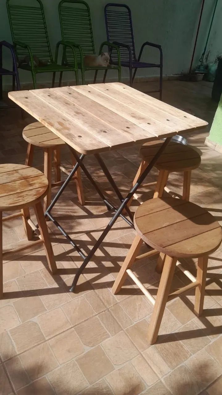 Mesa em madeira maciça - Foto 2