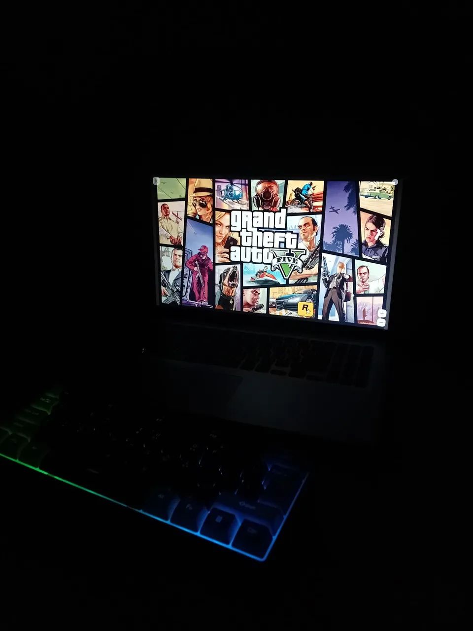 Vendo notebook ótimo para jogar e estudar  - Foto 4