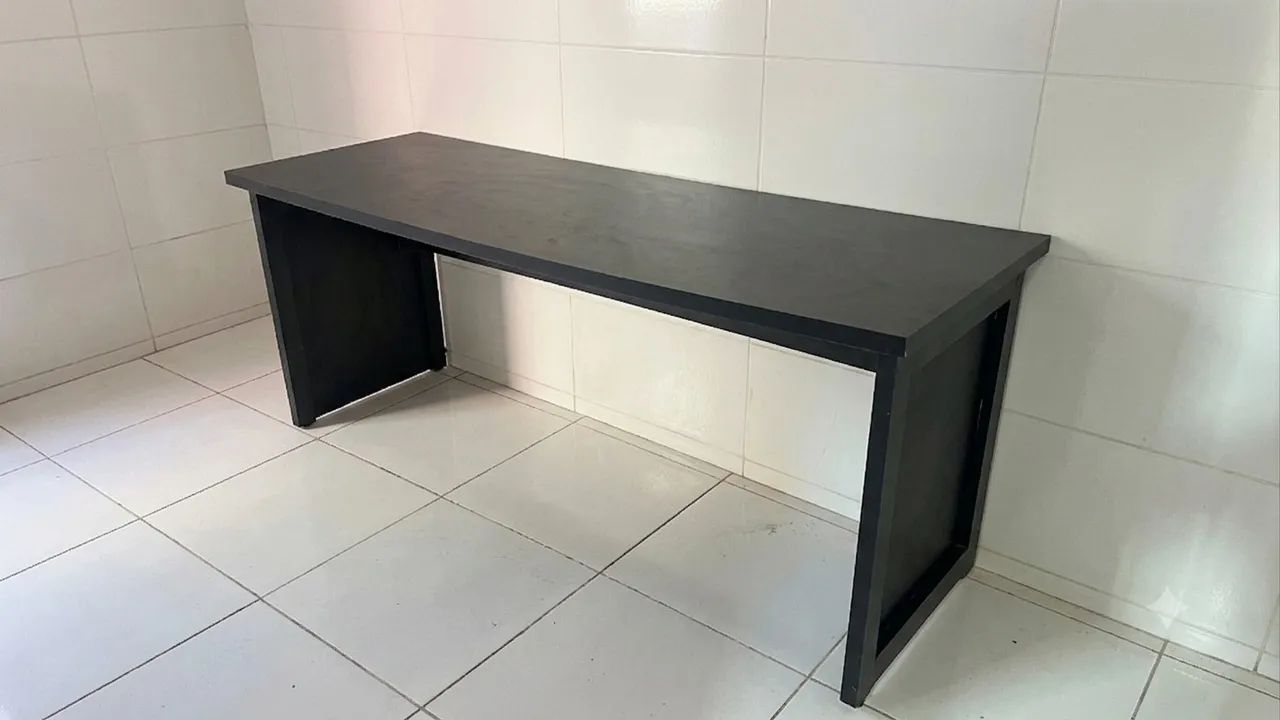 Mesa de escritório MDF com Madeira