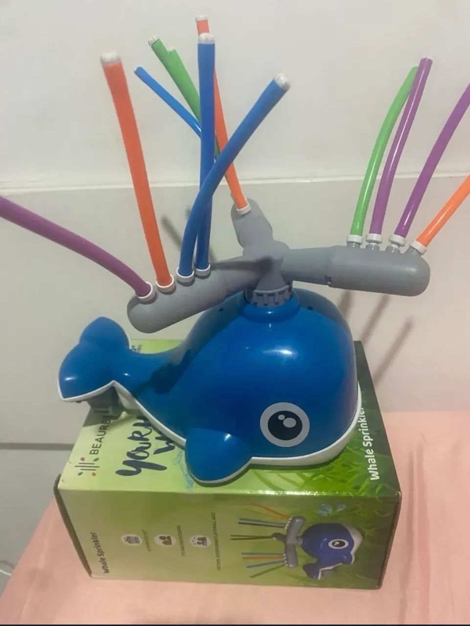 Baleia Esguicho de Água Infantil com Caixa Original - Foto 2