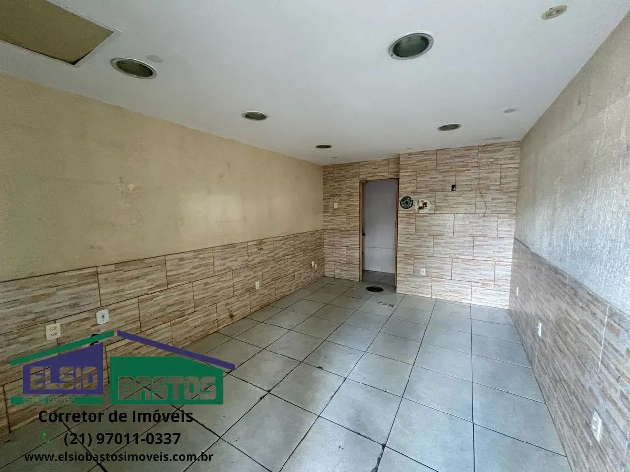 Loja com Banheiro Rua Santa Cecilia 937 Bangu RJ - Foto 4