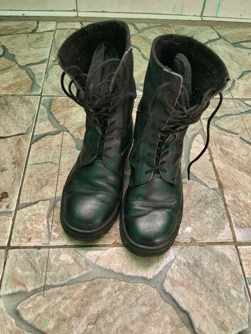 Coturno militar 