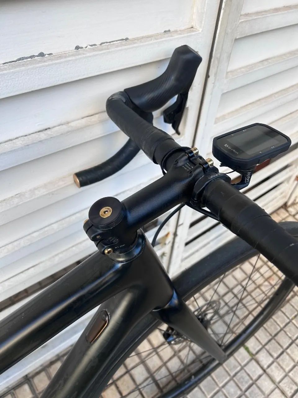 Bicicleta Specialized Aethos Comp + upgrade roda e potencia - Foto 5