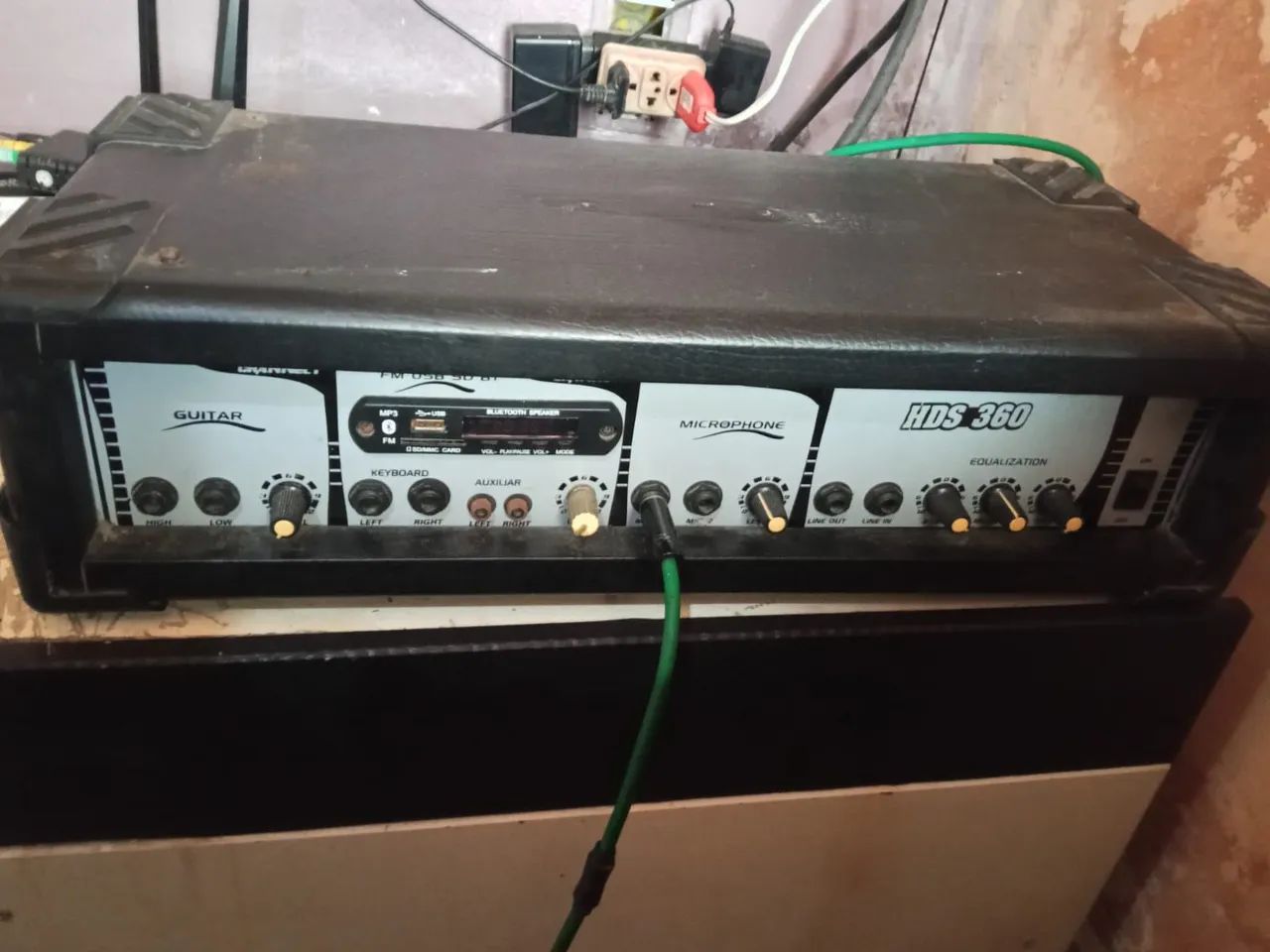 Amplificadores e mesa de som  - Foto 3