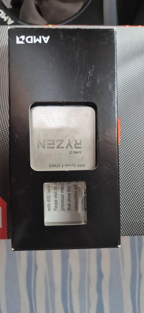 AMD Ryzen 7 3700X + Cooler Wraith Prism - Foto 2