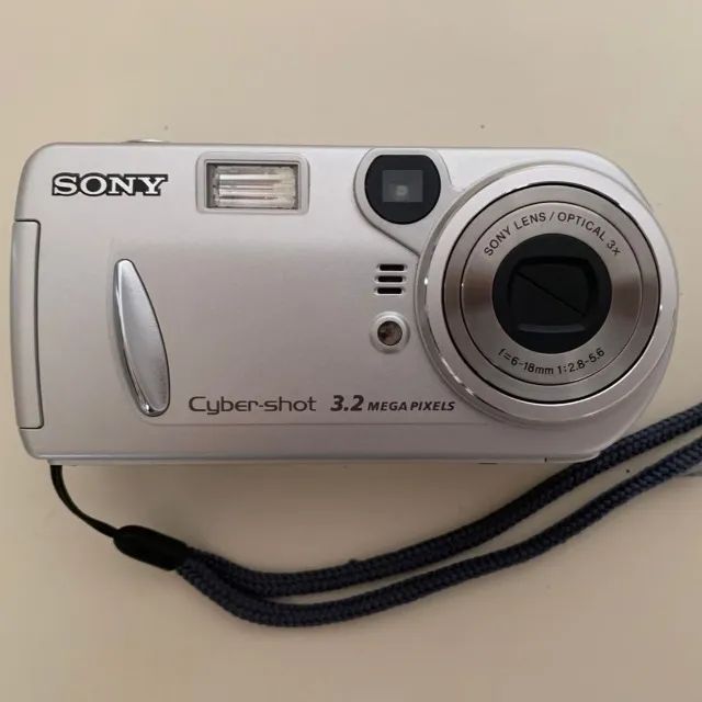 Sony Cyber-shot デジカメ 6台セット DSC-P5、P72含む SONY CYBER-SHOT DSC P72 3.2MP - Câmeras e Filmadoras - Vila Parque