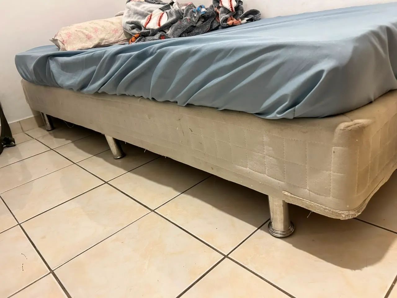 Cama box solteiro usada - Foto 2