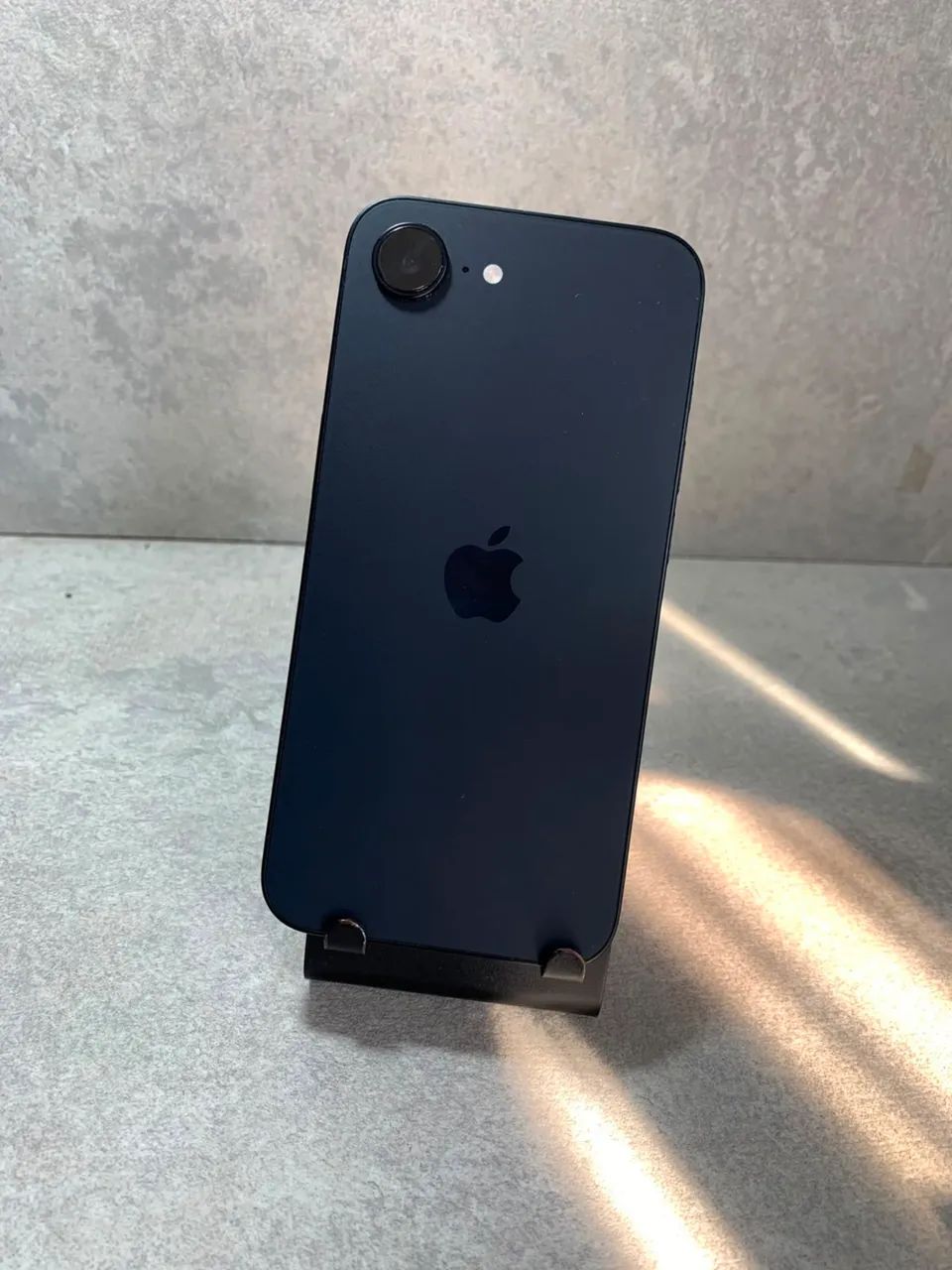 iPhone 16E Perfeito - COMPLETO NA CAIXA + GARANTIA APPLE + NF - Foto 5