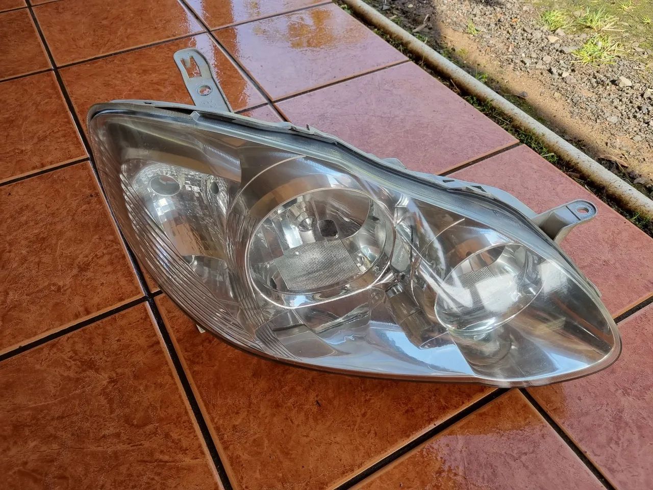 Farol ORIGINAL Corolla 2007 - Foto 2