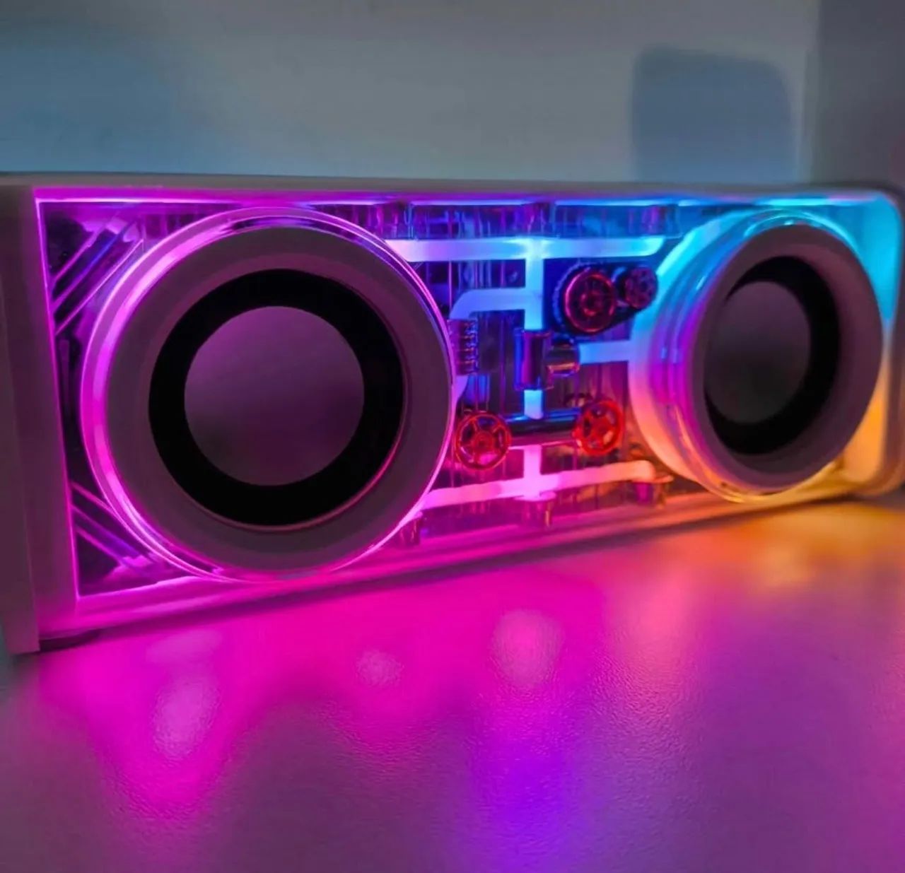 Caixinha de Som com RGB - 10W