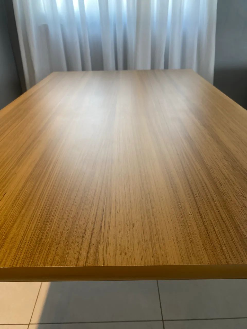 Mesa moderna 