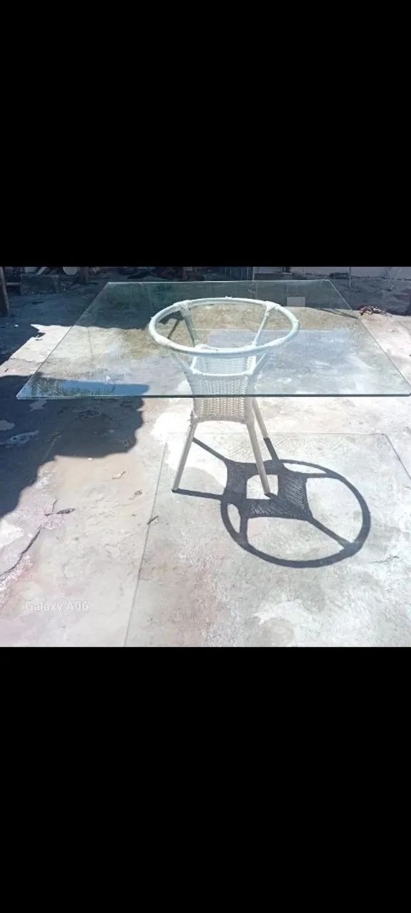 Mesa com tanto de vidro - Foto 2