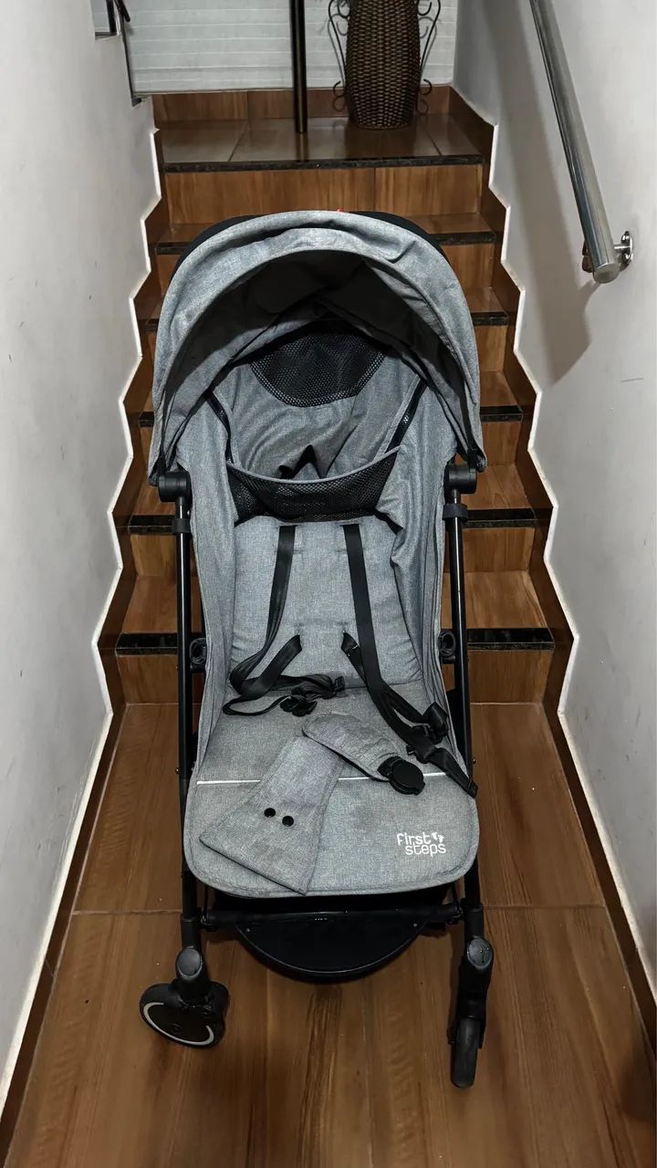 Carinho de Bebê Dobrável 