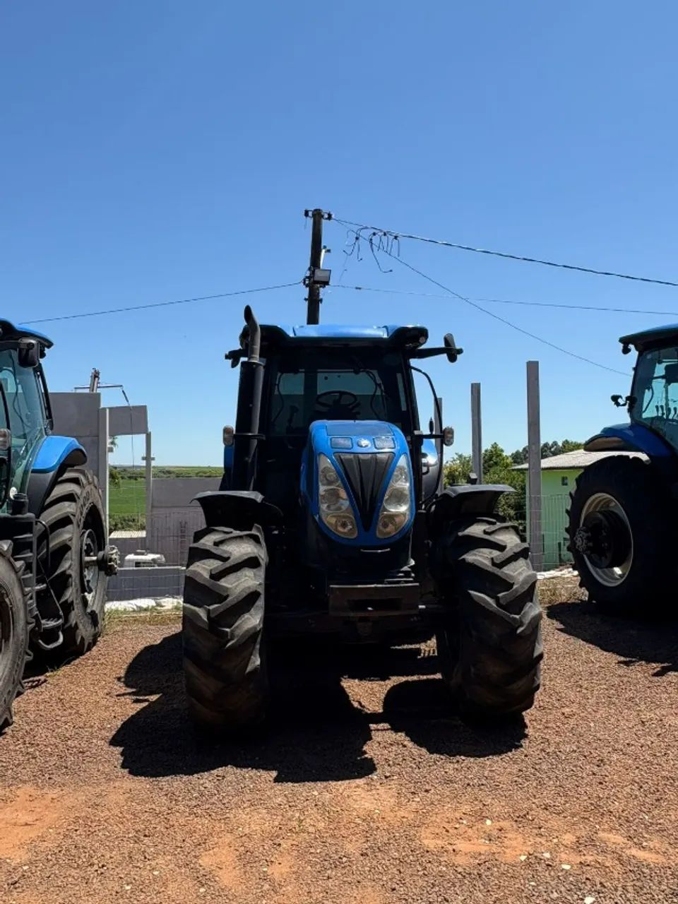 TRATOR USADO MARCA NEW HOLLAND, MODELO T7.175 - ANO 2022 - Foto 3