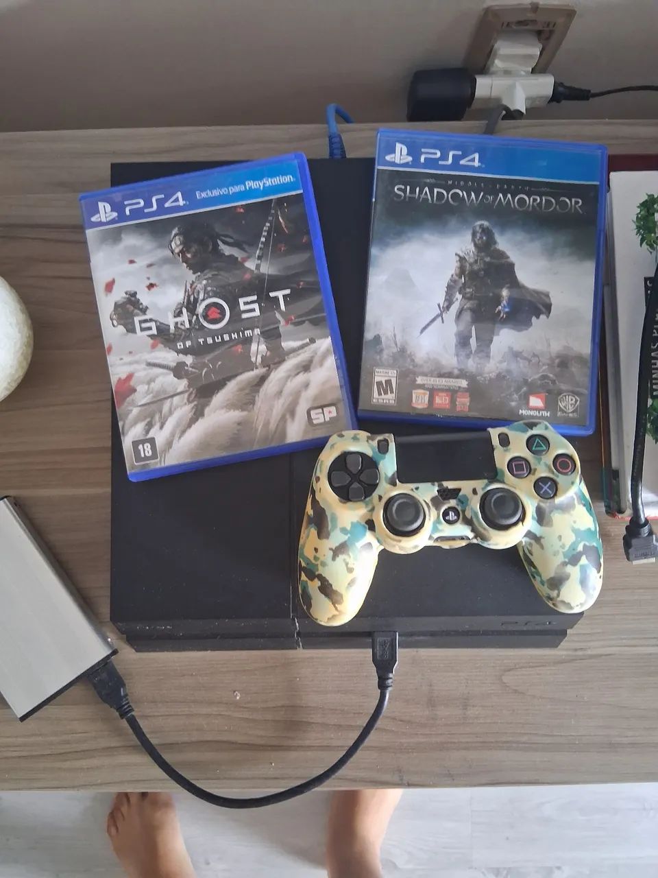 PS4 FAT + HD de 1 TB + 2 jogos - Foto 2