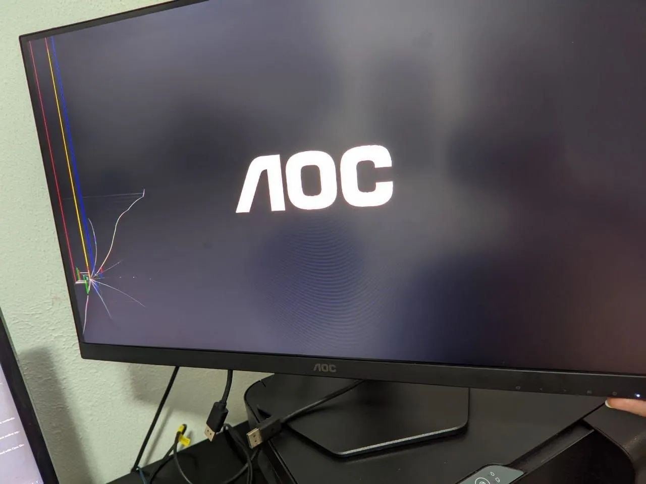 Monitor Gamer AOC 27" (27G4/P) - TELA TRINCADA (Completo com Base Ajustável) - Foto 2