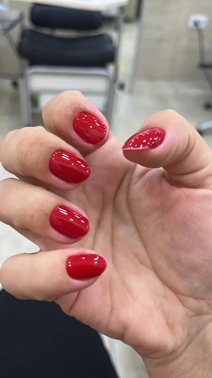 Vaga para Manicure com experiência - Foto 2