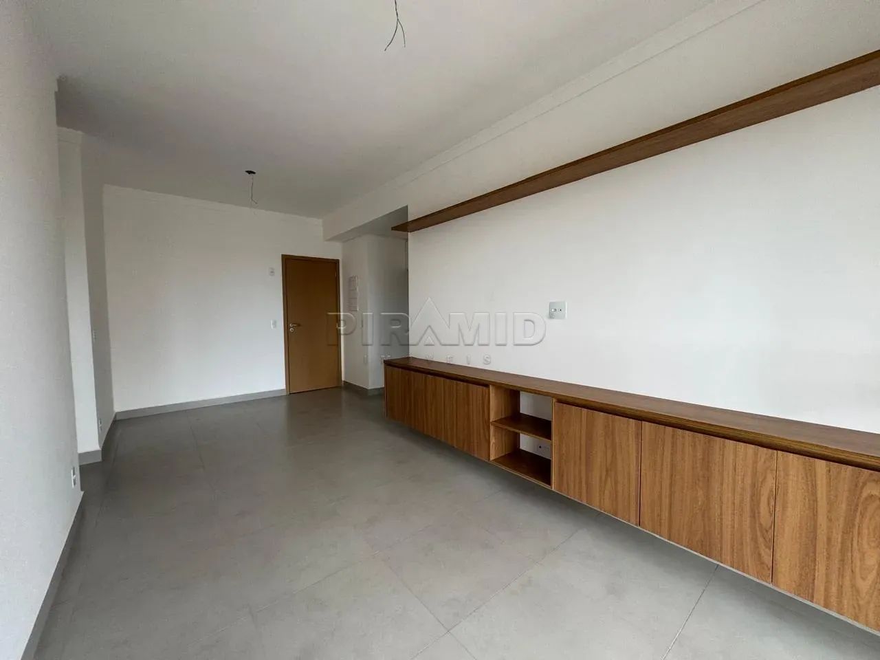 Apartamento padrão com 76,80m², bairro Jardim Sumaré, Zona Sul em Ribeirão Preto/SP.