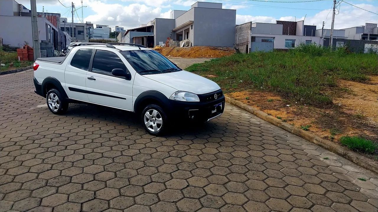 Fiat Strada Working Celeb.1.4 Fire Flex 8V CD 2015 - Foto 2