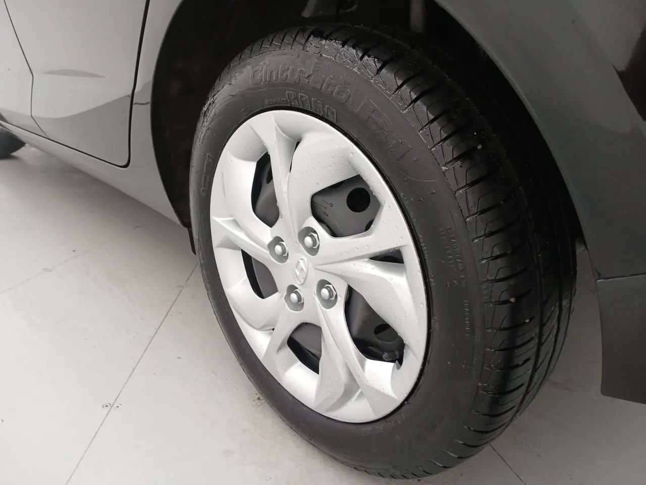 Hyundai HB20 Comfort 1.0 Flex 12V Mec., foto 12 de 18