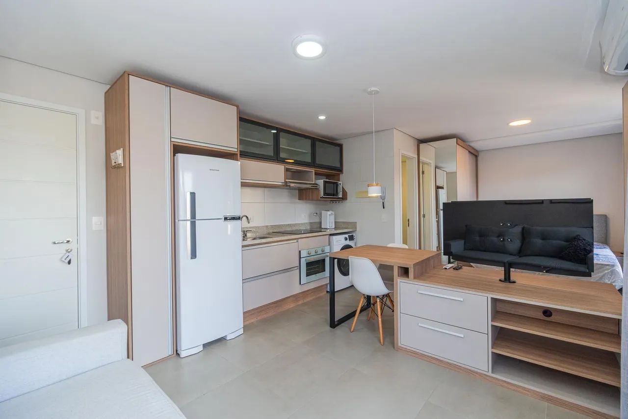 Studio a Venda mobiliado e com vaga de garagem - Edificio Harmony - Agua Verde - Foto 3