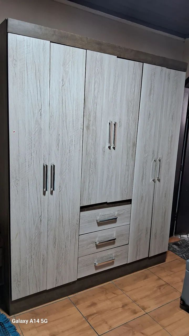 Gurda roupa  - Foto 3