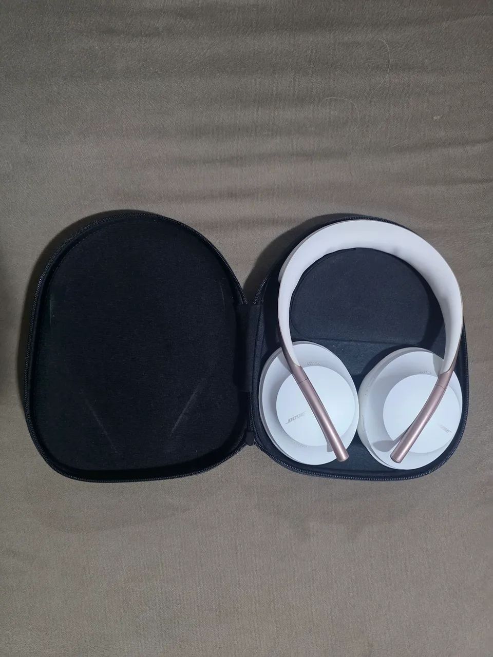 Fone de Ouvido Bose Noise Cancelling 700 - Bluetooth e Wireless - Foto 3