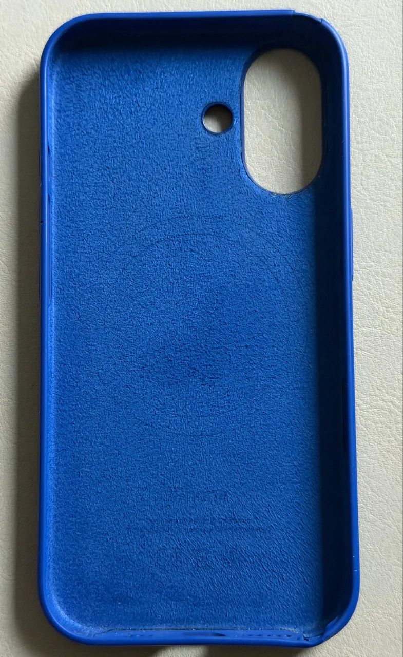 Capa Silicone iPhone 16 Original - Foto 2