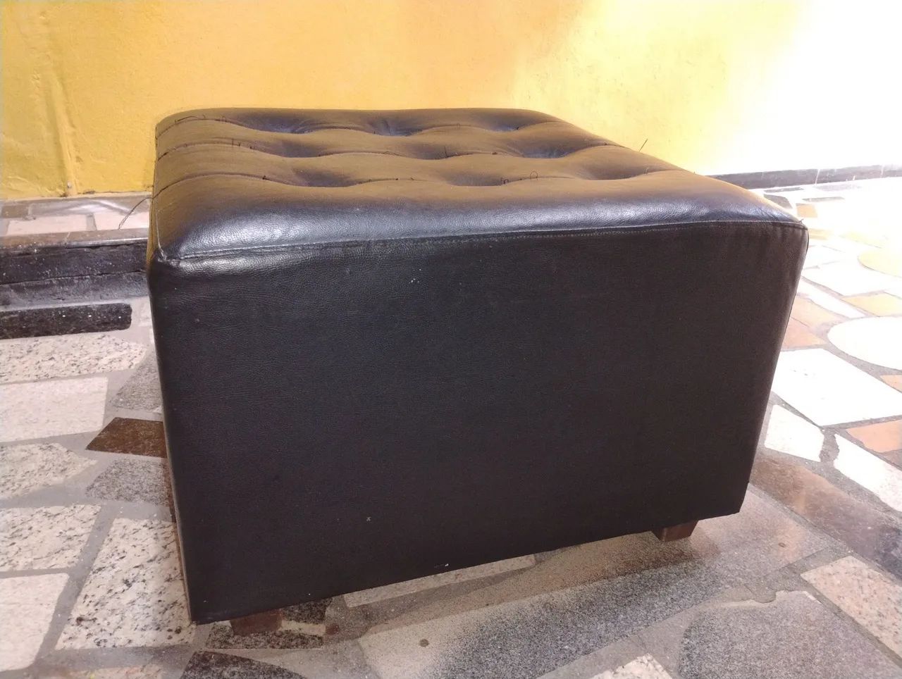Puf preto usado  - Foto 4