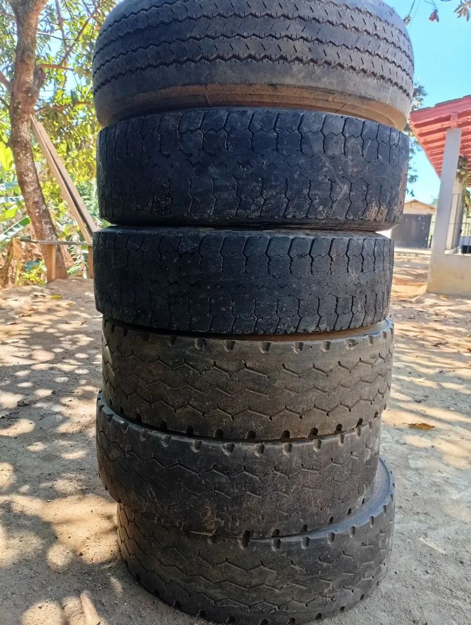 Vendo pneus 
