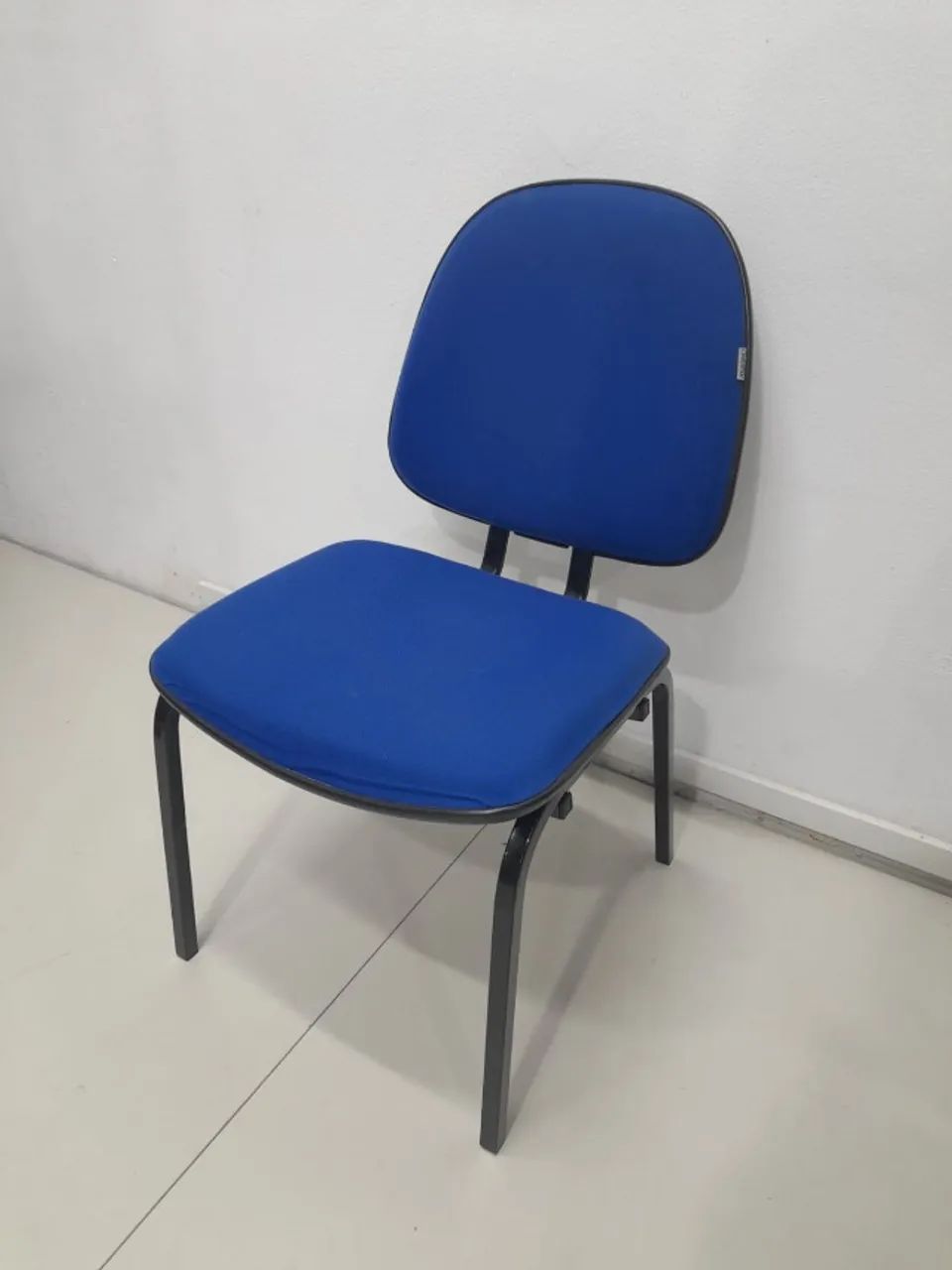 Cadeira de escritório fixa - Foto 2