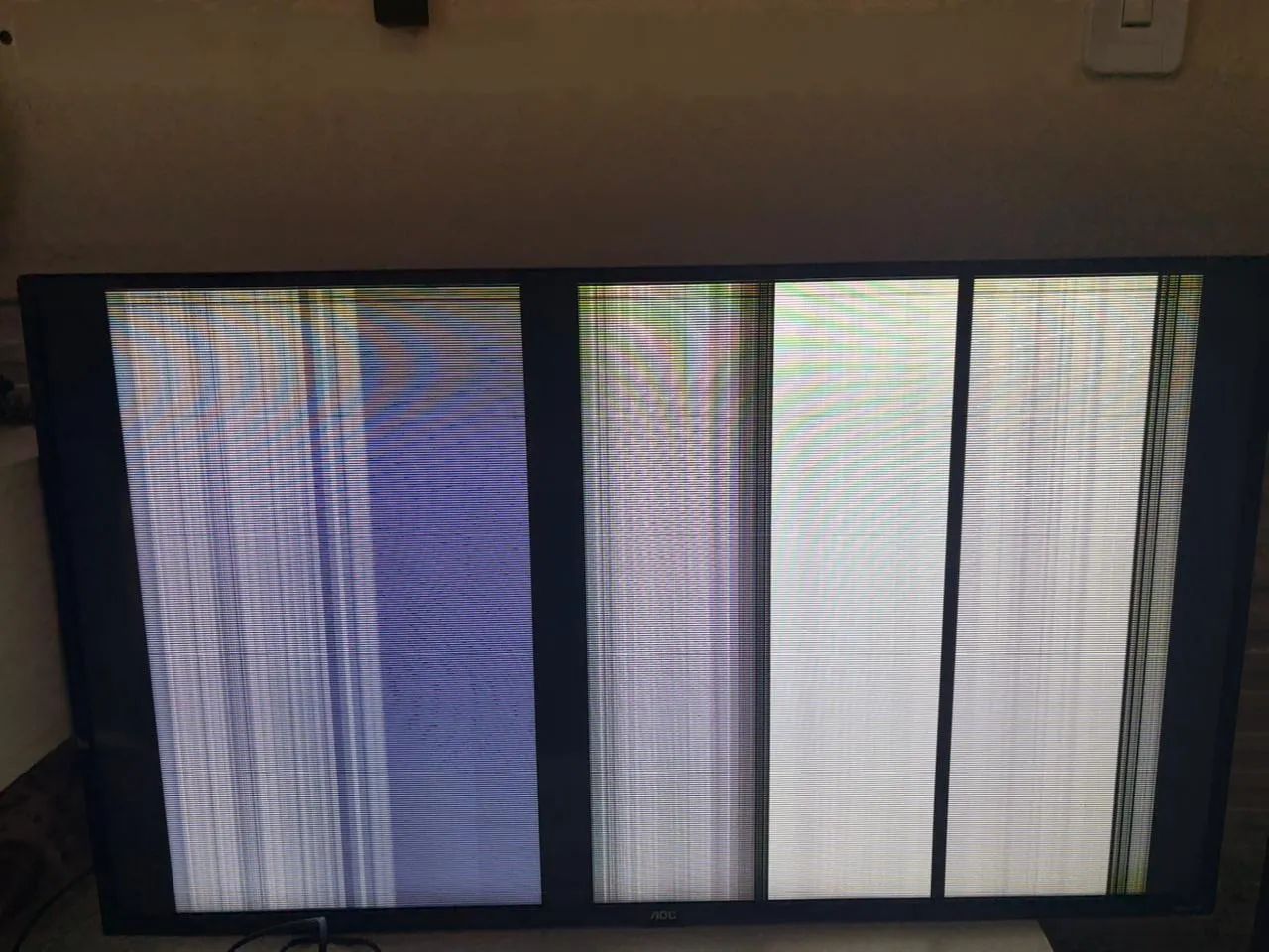 TV AOC 43? - Modelo 43S5195/78 - COM DEFEITO - Foto 2