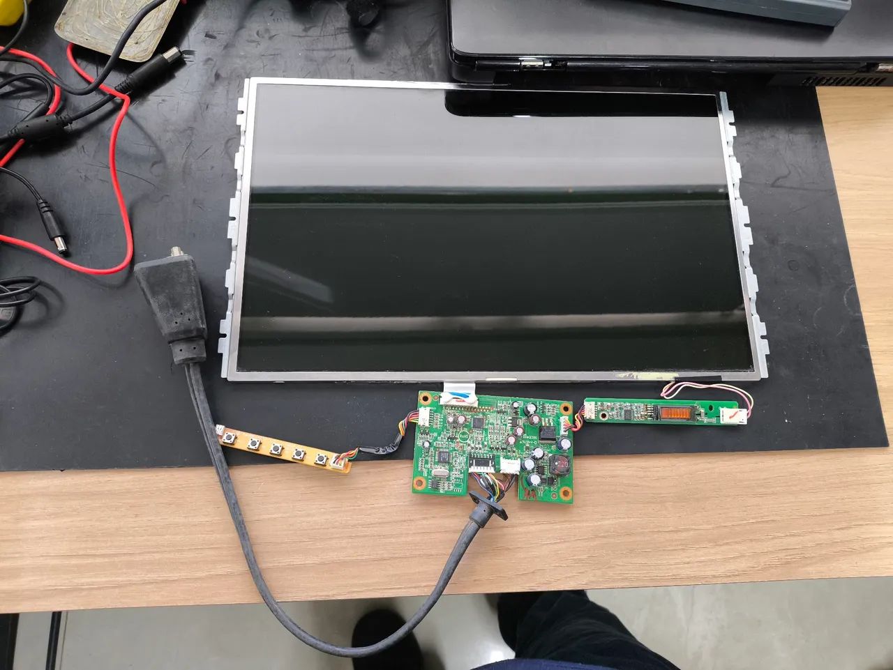 Kit LCD 15.4 com Controladora VGA - Completo, sem Fonte - Foto 3