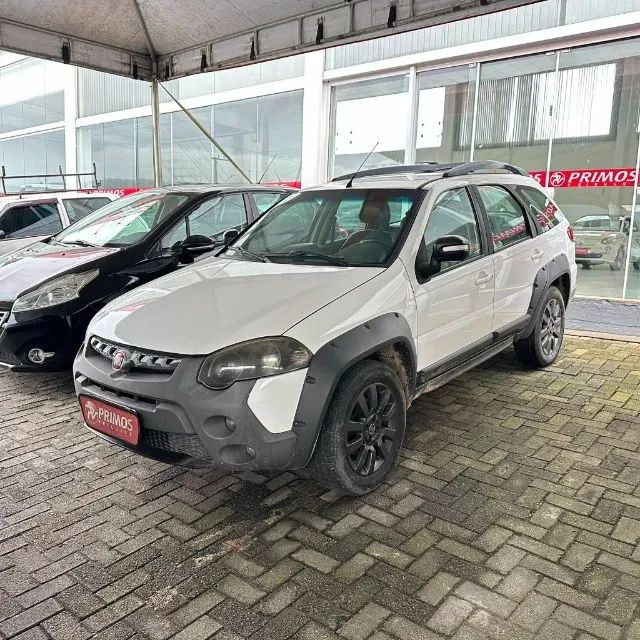 Fiat Palio Weekend Adventure Locker 1.8 Flex 2017