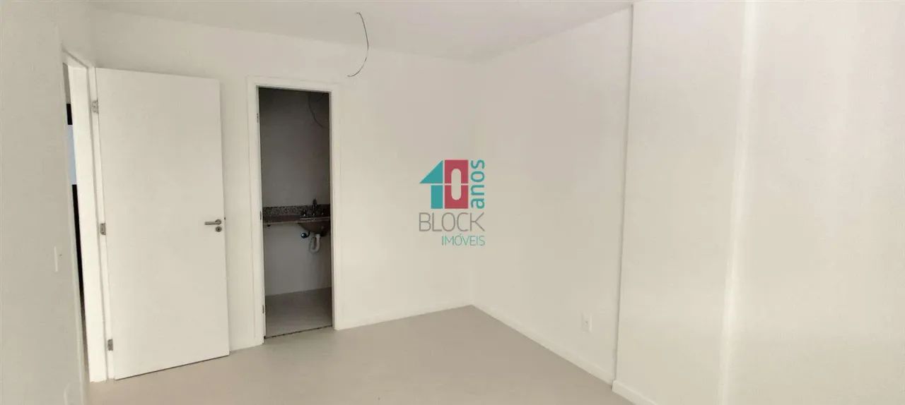 Recreio dos Bandeirantes | Apartamento 4 quartos, sendo 1 suite - Foto 7