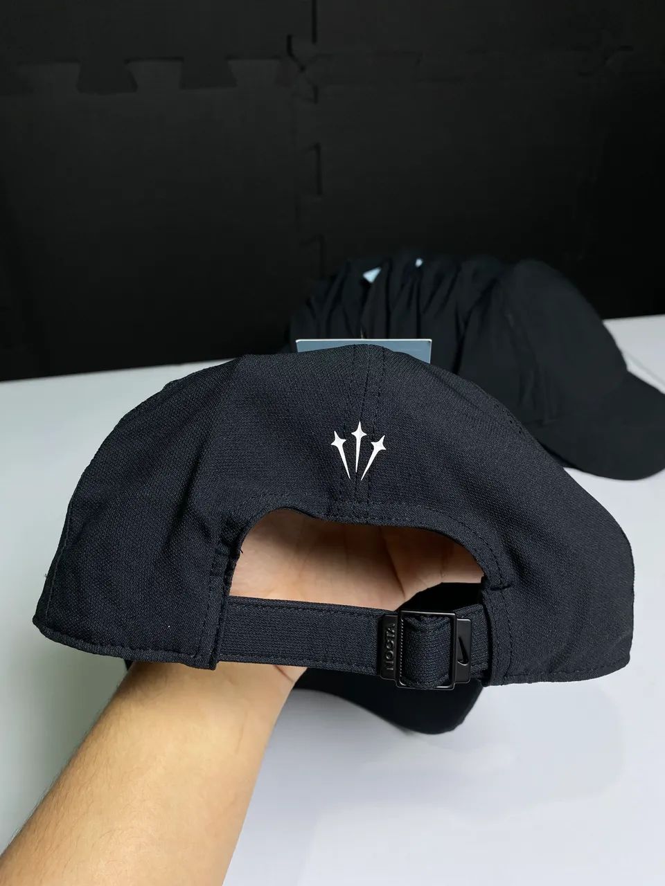 Boné Nike x NOCTA Black - Foto 3