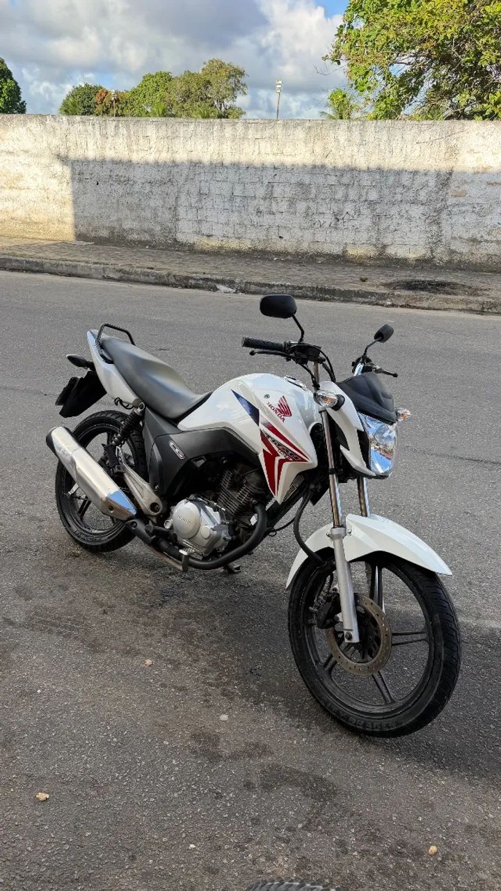 TITAN 150 2015