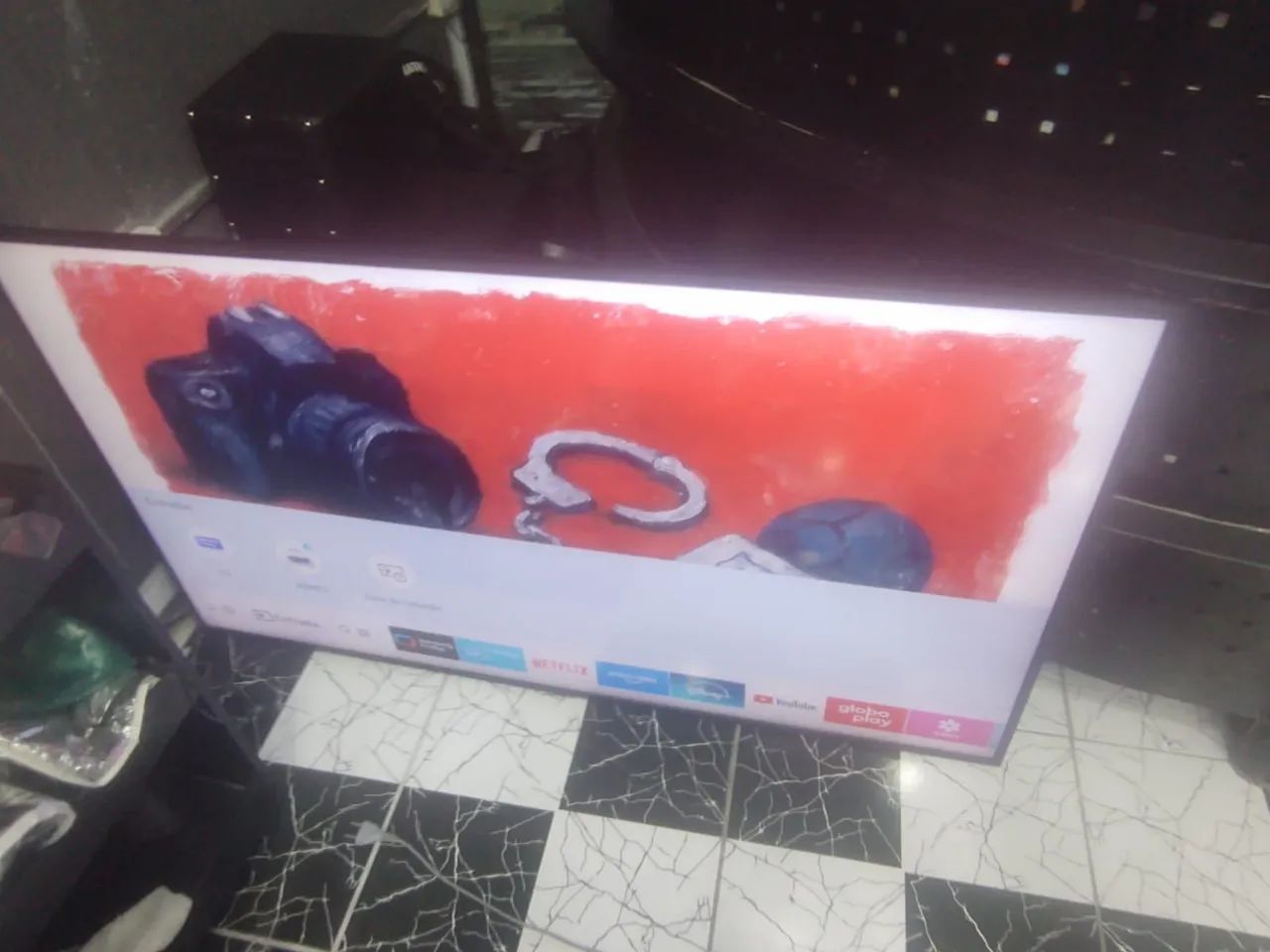 Vendo Smartv Samsung 50 polegadas 4k top de linha em estado de nova R$ 1650,00 - Foto 5