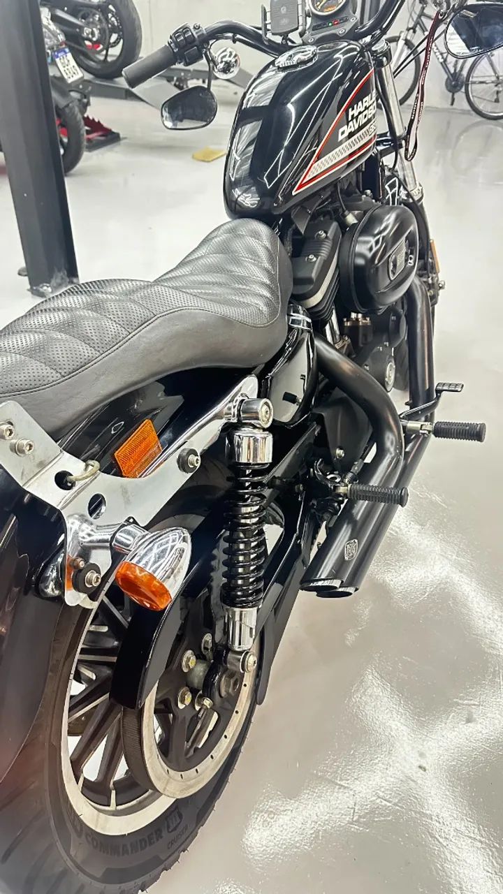 Harley Davidson 883R - Foto 4