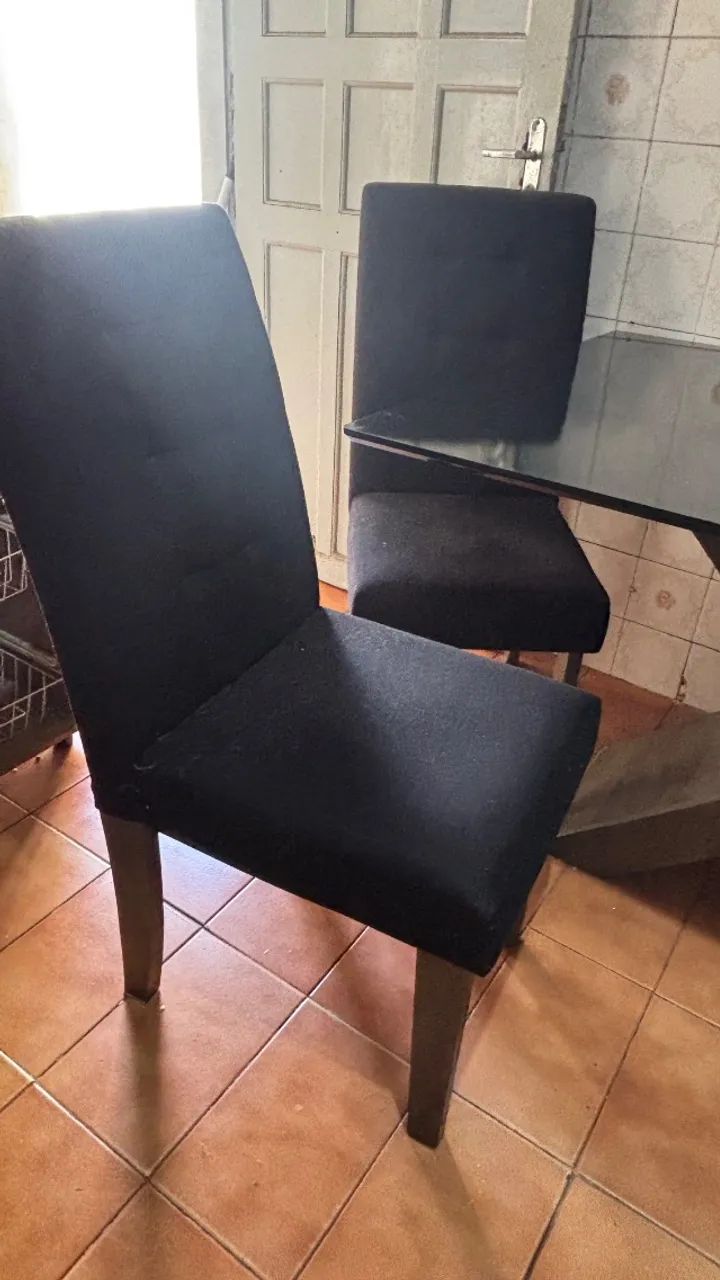 Mesa de jantar 4 lugares com 4 cadeiras  - Foto 5