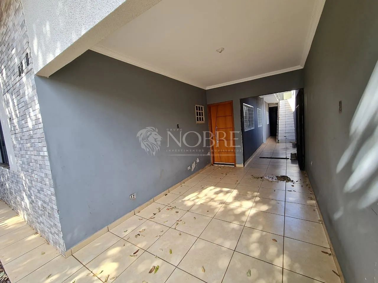 Casa Assobradada no Jardim São Francisco - Maringá - Foto 4