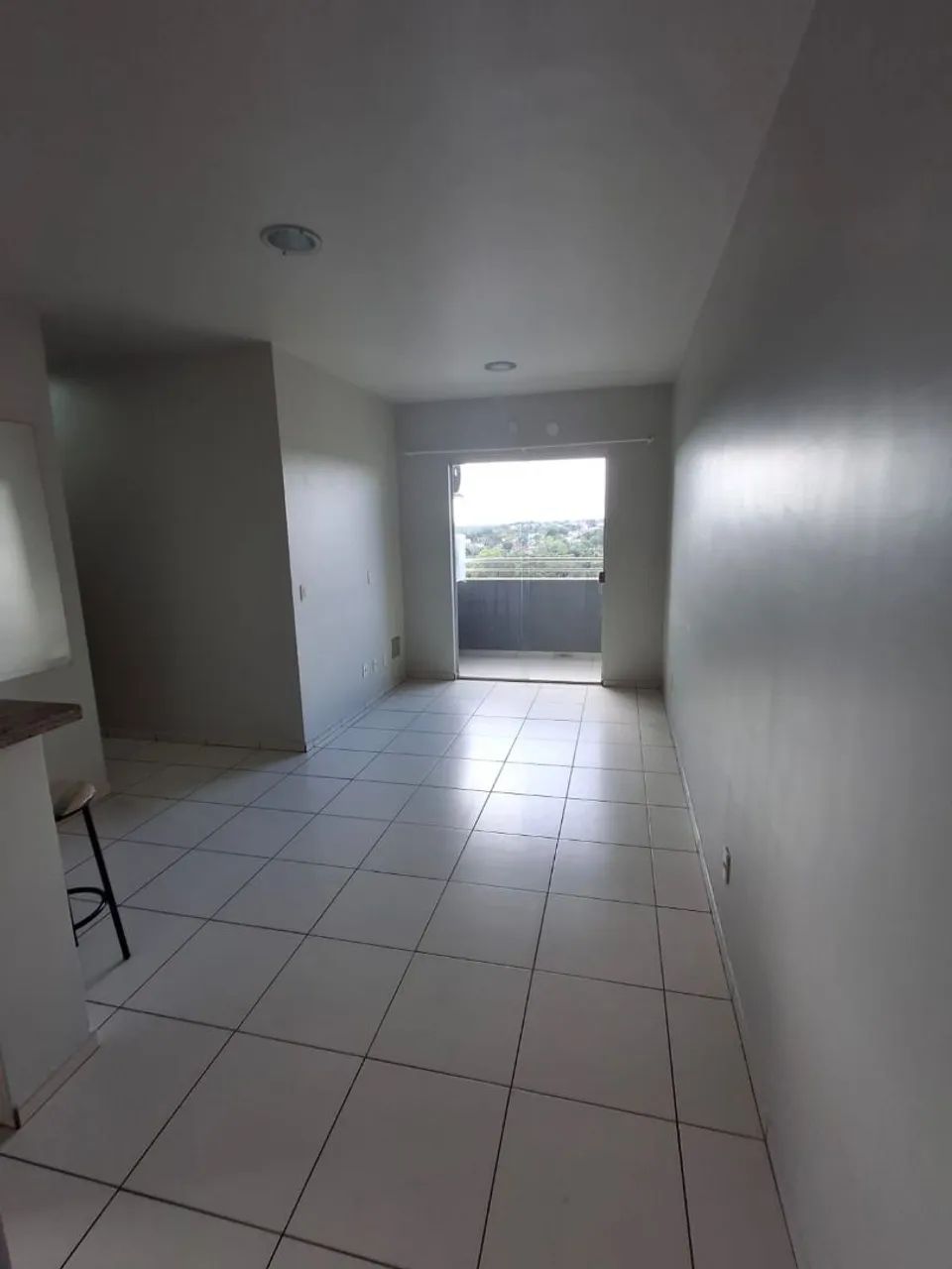 Alugo apartamento 