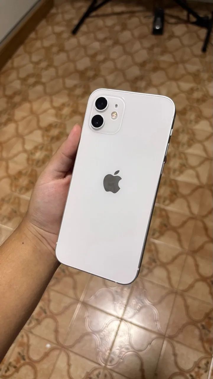 iPhone 12 64GB - Muito conservado - Foto 2